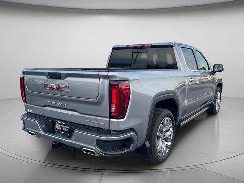 Used 2023 GMC Sierra 1500 Denali w/ Denali Reserve Package AWD/4WD image 10