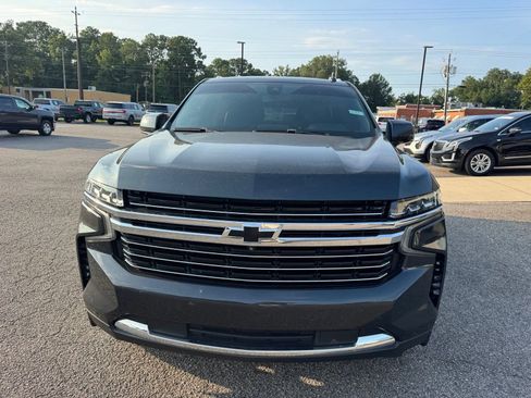Used 2022 Chevrolet Tahoe LT w/ LT Signature Plus Package RWD image 2