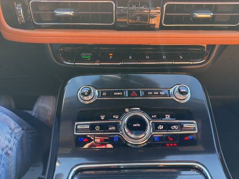 Certified 2022 Lincoln Nautilus Black Label w/ Class II Trailer Tow Package image 35