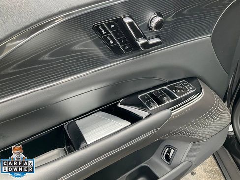 Used 2024 Cadillac Lyriq Sport RWD image 26