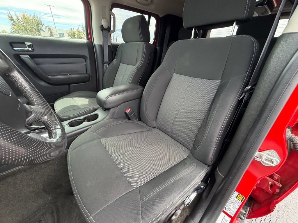 Used 2006 HUMMER H3 AWD/4WD image 25