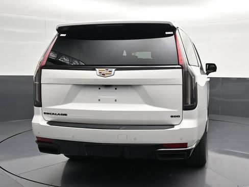 Used 2021 Cadillac Escalade ESV Sport w/ Driver Assist Tech Package RWD image 2