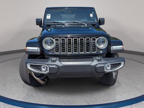 Used 2024 Jeep Wrangler Sahara w/ Safety Group AWD/4WD image 2