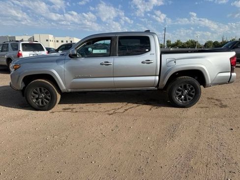 Used 2023 Toyota Tacoma SR5 w/ Technology Package AWD/4WD image 2