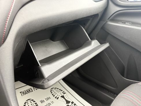 Used 2024 Chevrolet Equinox RS FWD image 24