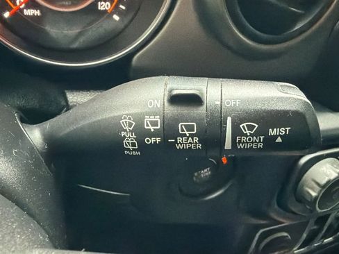 Used 2019 Jeep Wrangler Unlimited Sport S AWD/4WD image 13