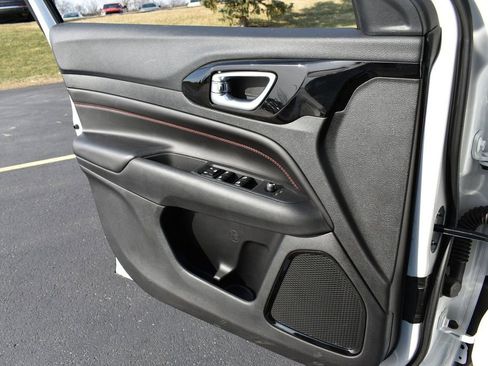 New 2026 Jeep Compass Trailhawk AWD/4WD image 27