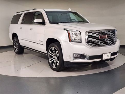 Used 2018 GMC Yukon XL Denali w/ Denali Ultimate Package image 7