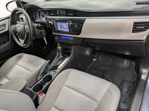 Used 2016 Toyota Corolla LE image 29