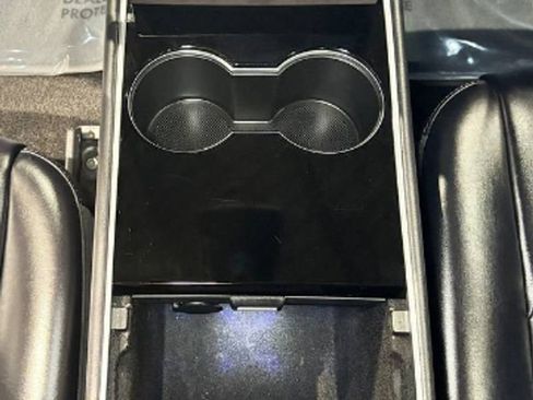 Used 2017 Tesla Model 3 Long Range image 35