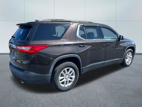 Used 2019 Chevrolet Traverse LT AWD/4WD image 3