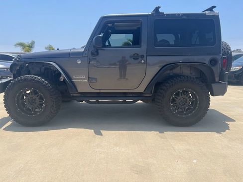 Used 2014 Jeep Wrangler Sport AWD/4WD image 3