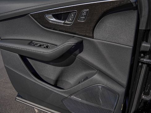 New 2026 Audi Q7 3.0T Prestige image 16