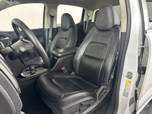 Used 2015 GMC Canyon SLT AWD/4WD image 12