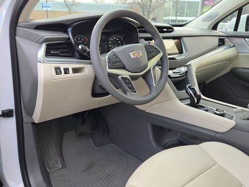 New 2025 Cadillac XT5 Premium Luxury FWD image 21