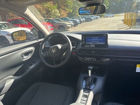 New 2026 Honda HR-V LX image 14