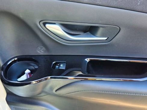 Used 2024 Hyundai Santa Cruz Limited image 33