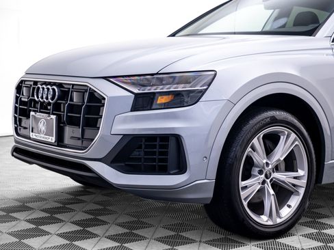 Used 2023 Audi Q8 Premium w/ Convenience Package AWD/4WD image 42