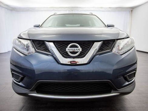 Used 2016 Nissan Rogue SV image 36