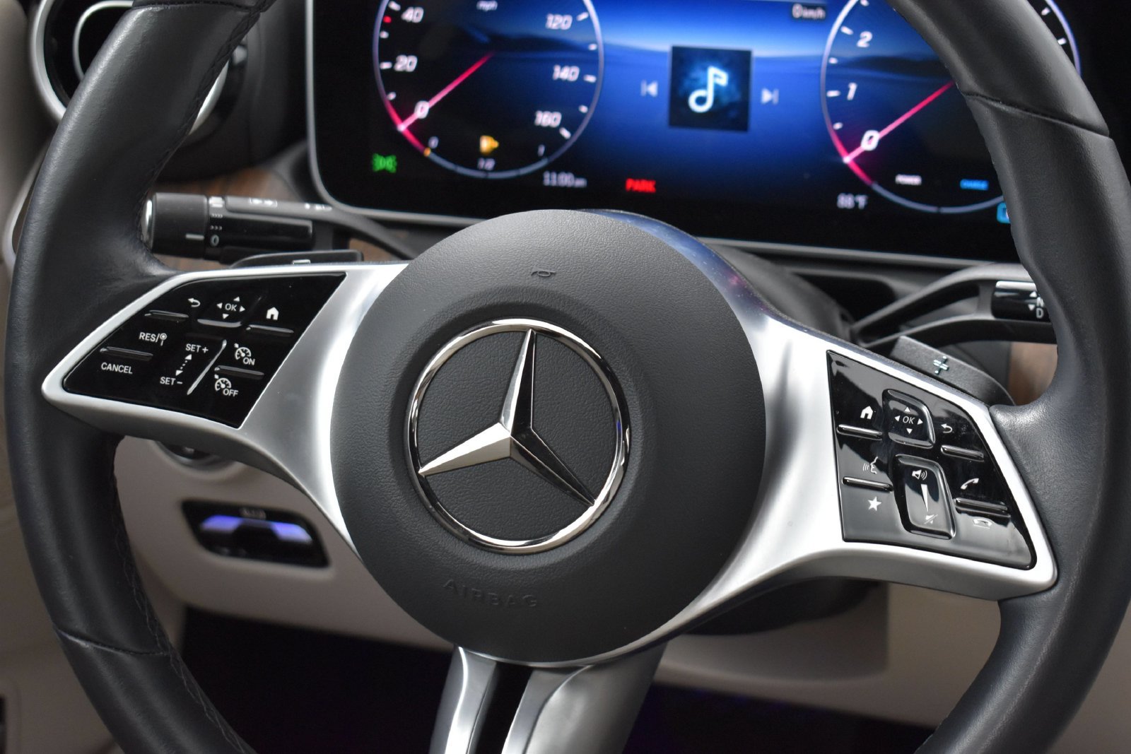 Used 2025 Mercedes-Benz C 300 4MATIC Sedan image 14