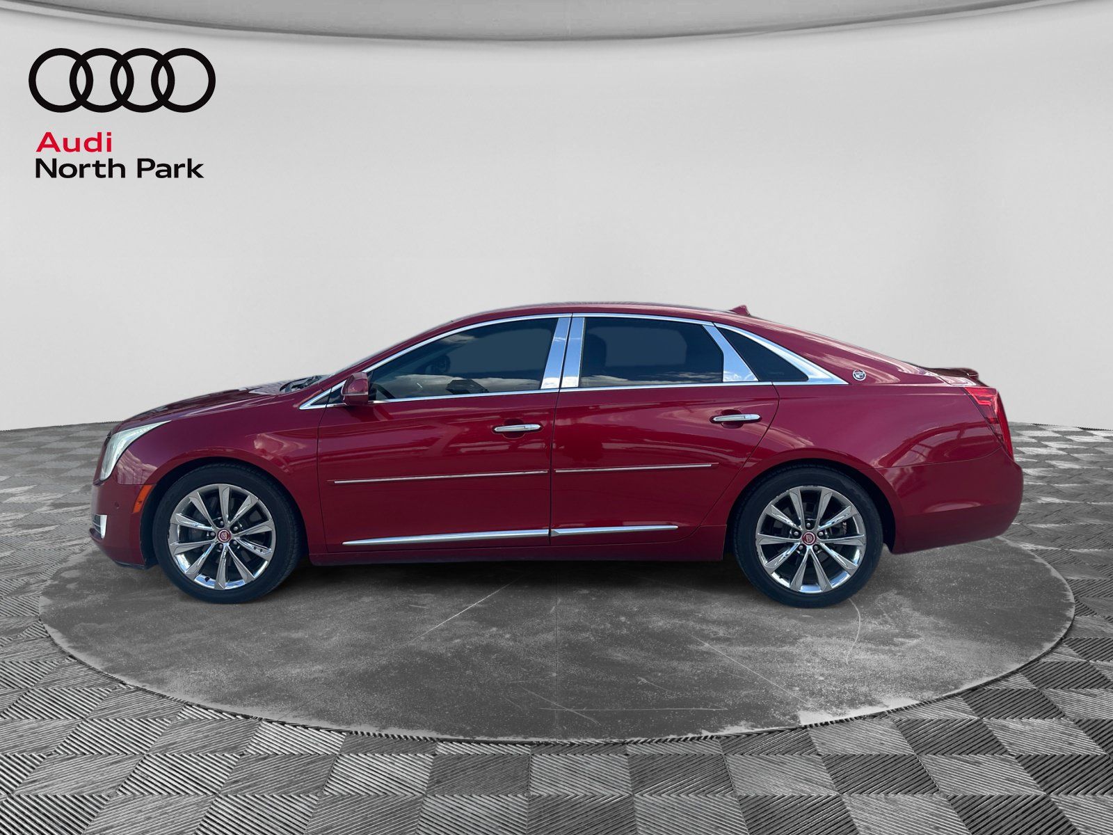 Used 2014 Cadillac XTS Premium FWD image 2