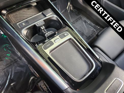 Certified 2025 Mercedes-Benz GLA 250 image 21