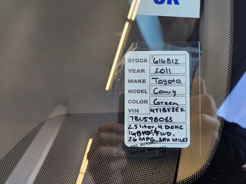 Used 2011 Toyota Camry LE image 20