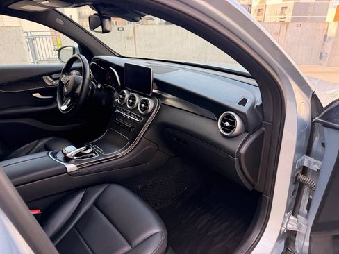 Used 2018 Mercedes-Benz GLC 300 4MATIC Coupe image 21