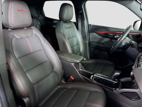 Used 2024 Chevrolet TrailBlazer RS w/ Driver Confidence Package image 28