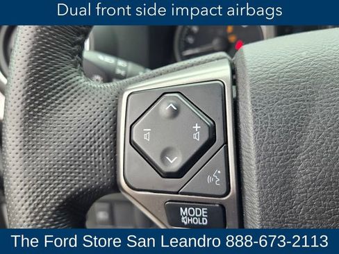 Used 2022 Toyota Tacoma SR5 AWD/4WD image 28