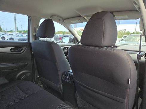 Used 2020 Nissan Rogue Sport S FWD image 17