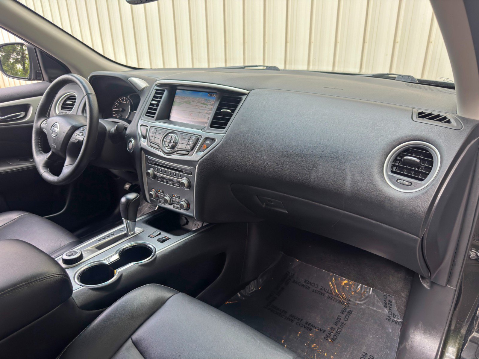 Used 2019 Nissan Pathfinder SL AWD/4WD image 13