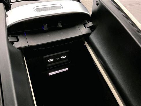 Used 2024 Mercedes-Benz C 300 Sedan image 34