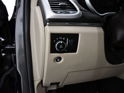 Used 2020 Jeep Grand Cherokee Summit w/ Platinum Series Group AWD/4WD image 11
