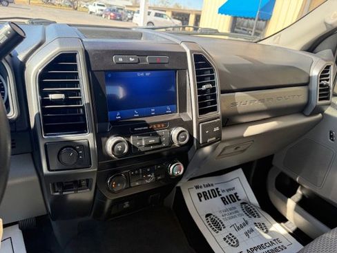 Used 2022 Ford F250 XLT image 15
