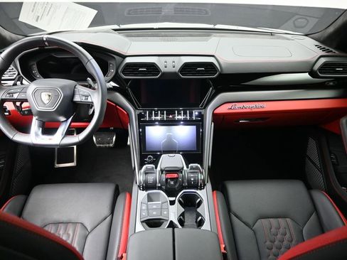 Used 2024 Lamborghini Urus S image 28
