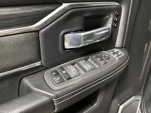 Used 2023 RAM 2500 Laramie w/ Night Edition image 21