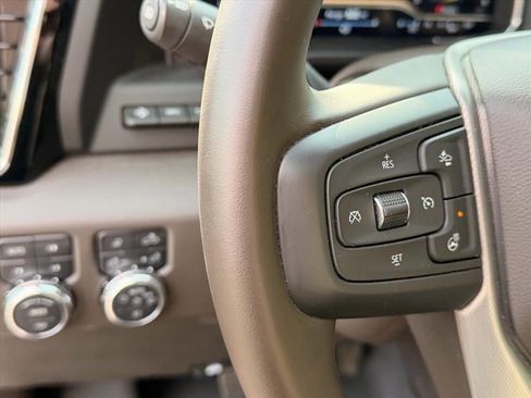 Used 2024 GMC Sierra 2500 Denali w/ Denali Reserve Package AWD/4WD image 17