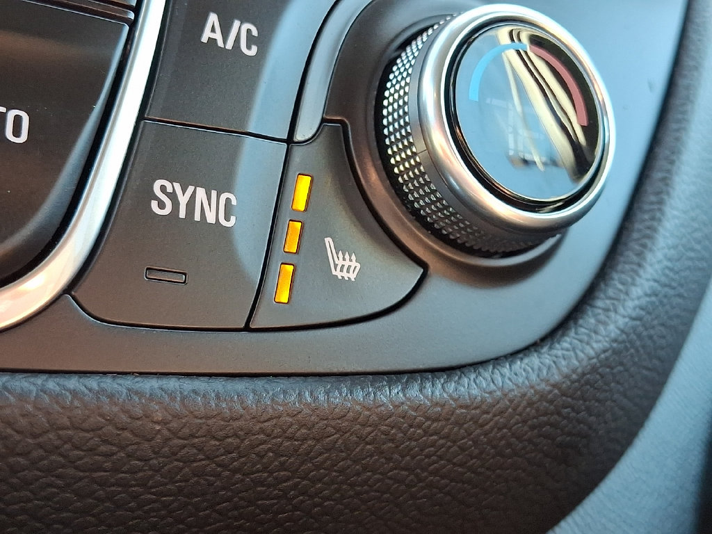 Certified 2024 Chevrolet Equinox LT FWD image 29