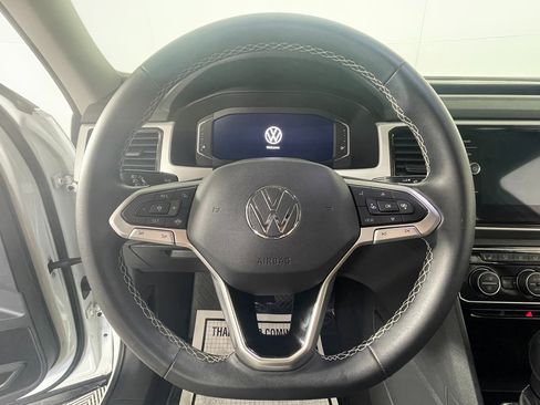 Used 2022 Volkswagen Atlas SE image 15