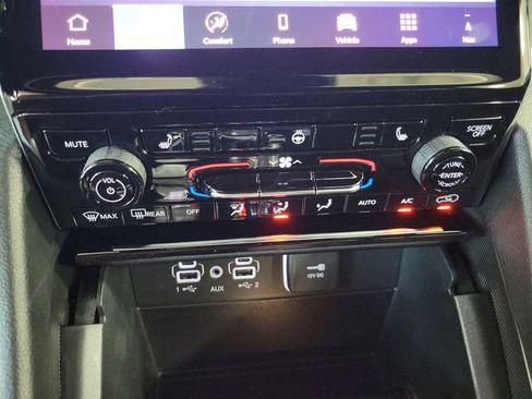 New 2025 Jeep Grand Cherokee Limited image 25