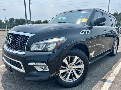 Used 2017 INFINITI QX80 4WD w/ Driver Assistance Package image 2
