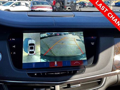 Used 2018 Cadillac CT6 Luxury image 21