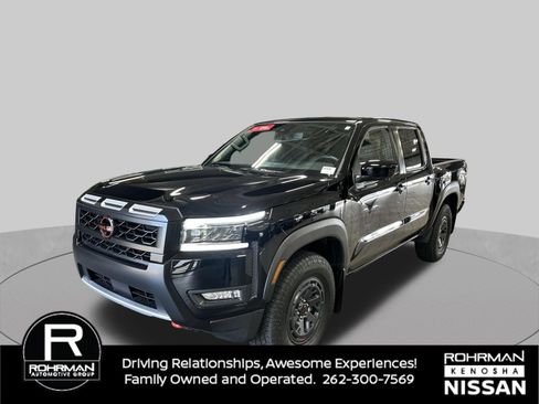 Certified 2025 Nissan Frontier PRO-4X w/ Pro Premium Package AWD/4WD image 10