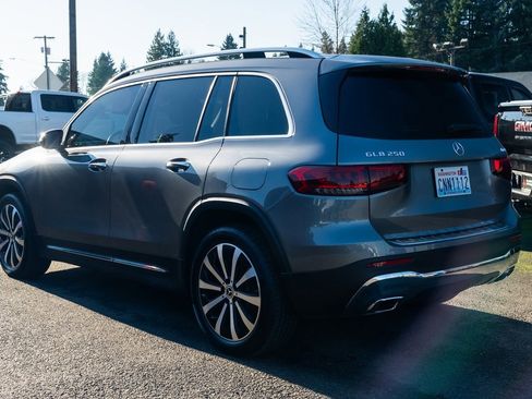 Used 2023 Mercedes-Benz GLB 250 4MATIC image 4