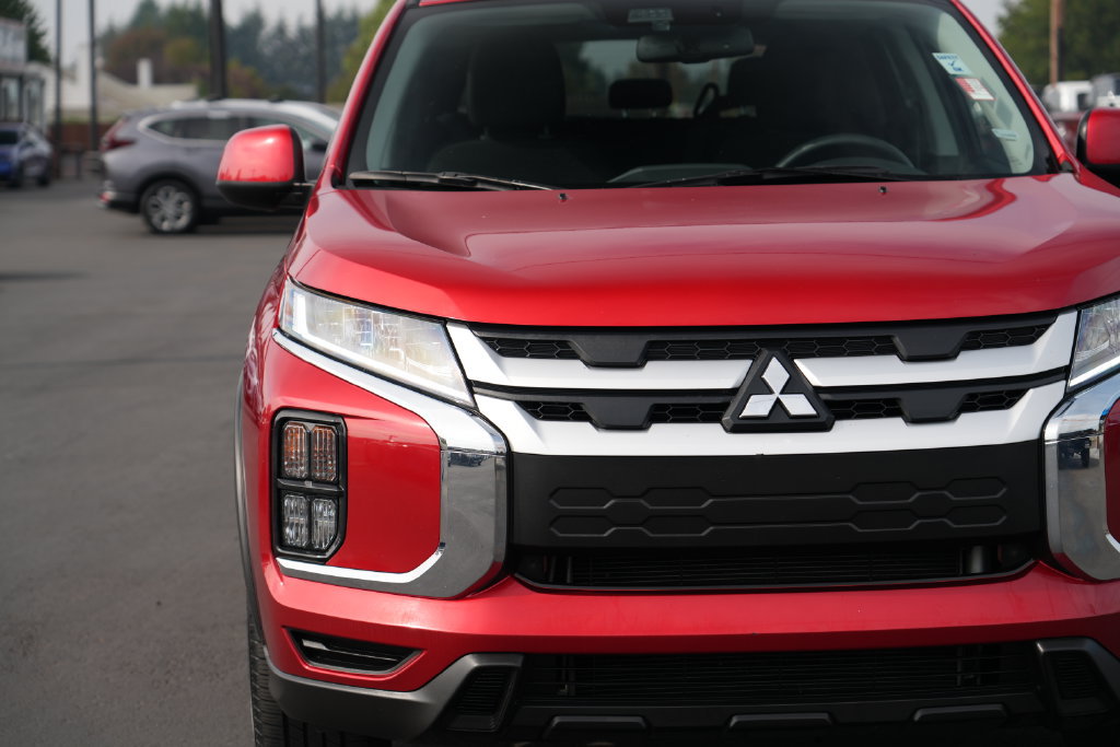 Used 2024 Mitsubishi Outlander Sport ES AWD/4WD image 5