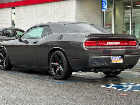 Used 2013 Dodge Challenger R/T w/ Blacktop Pkg RWD image 6