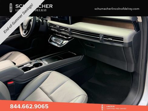 Used 2023 Lincoln Corsair Reserve w/ Equipment Group 201A FWD image 18