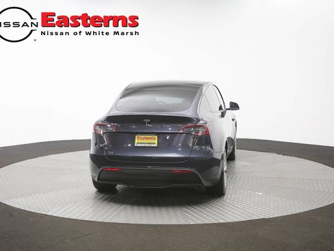 Used 2024 Tesla Model Y 2WD image 28
