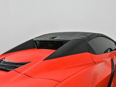 Used 2021 Chevrolet Corvette Stingray Convertible w/ 1LT image 18